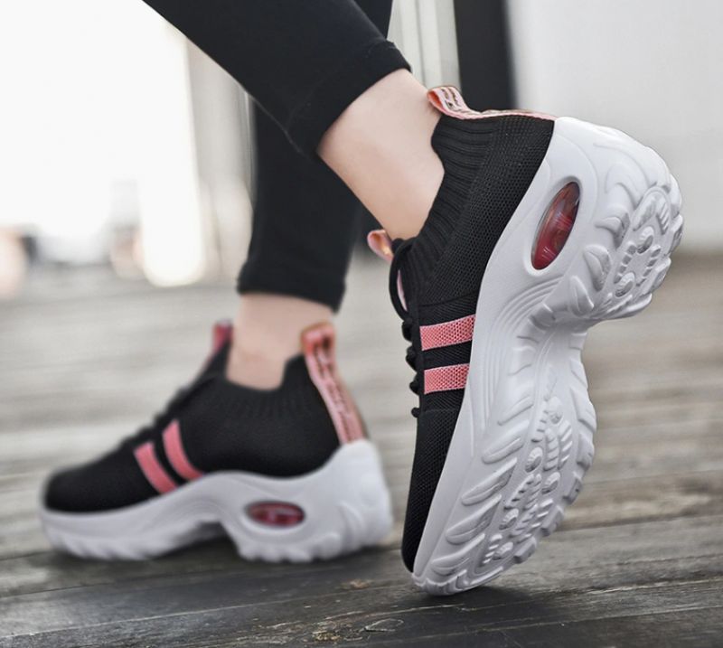 Naisten Trixie Sneaker Mustat Kengät - Musta
