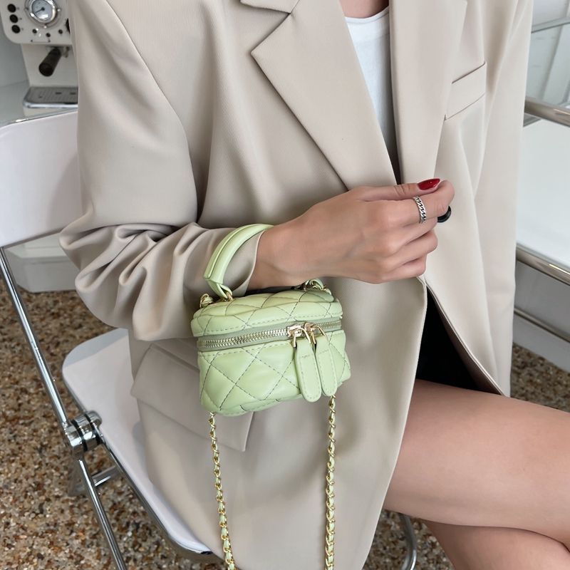 Naisten Ylellinen Horacio Mini Box -käsilaukku - Musta