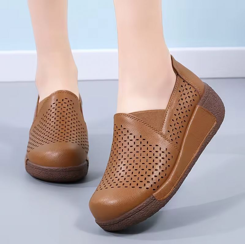 Narda Naisten Platform Wedges -kengät - Musta
