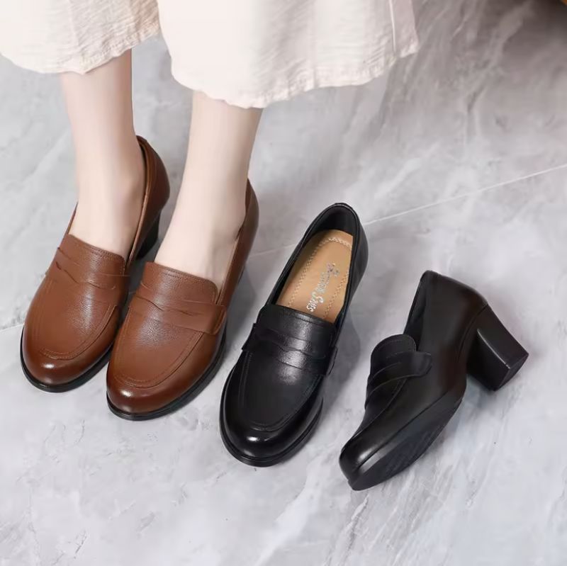 Nashi Naisten Nahkaiset Loafer-pumput - Ruskea