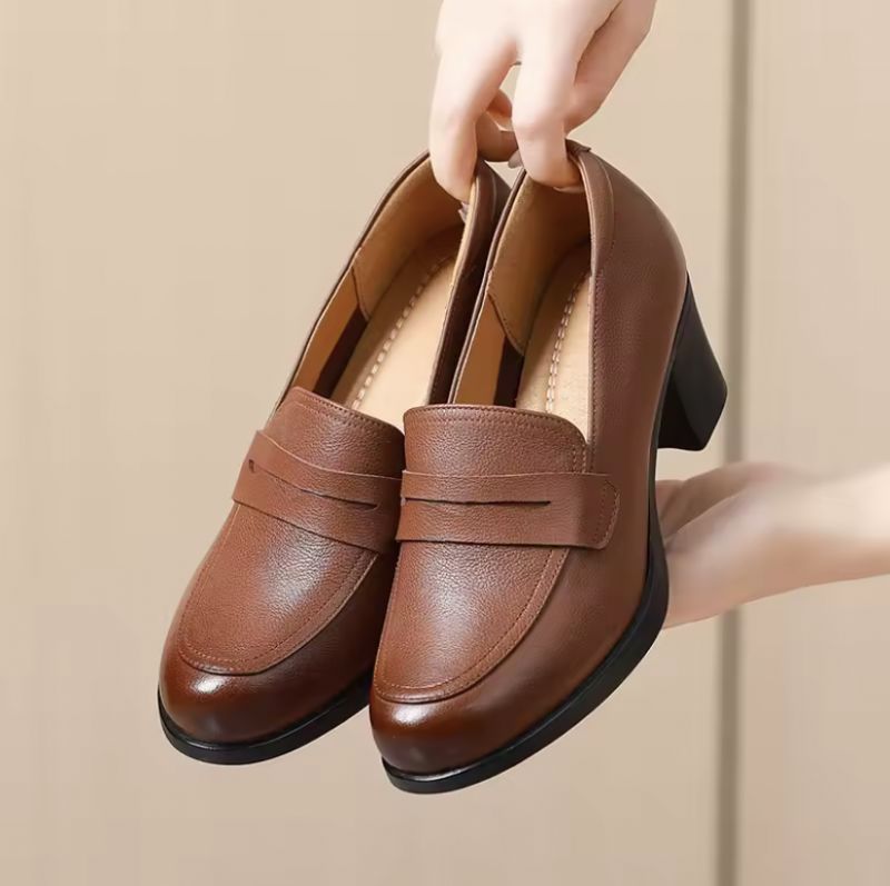 Nashi Naisten Nahkaiset Loafer-pumput - Ruskea