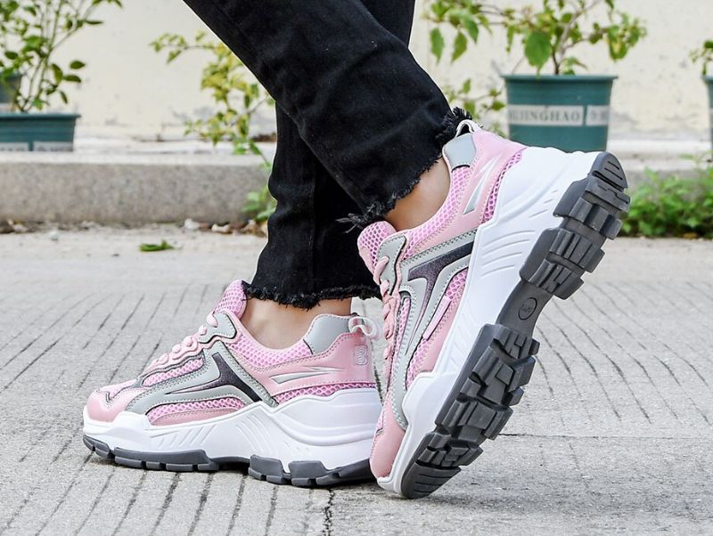 Neil Naisten Sneaker Urheilukävelykengät - Musta