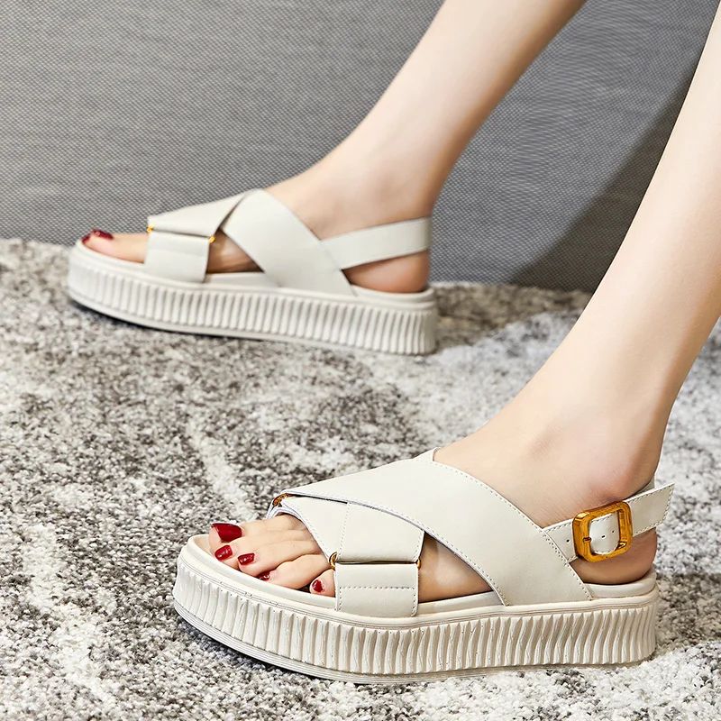 Nicole Naisten Korkealaatuiset Sandaalit - Beige