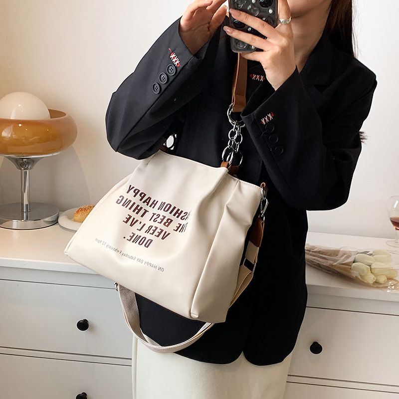 Onozo Naisten Designer-kokoinen Käsilaukku - Khaki