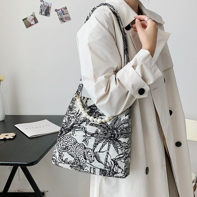 Orla Naisten Kankainen Crossbody Käsilaukku - Musta