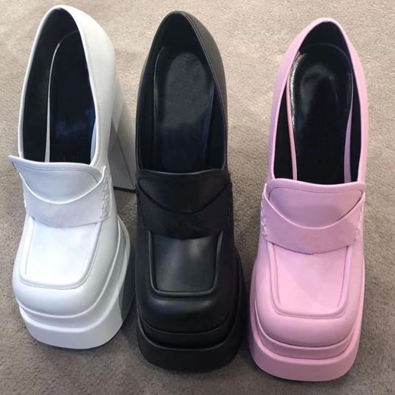 Pandora Naisten Platform Heels -kengät - Musta