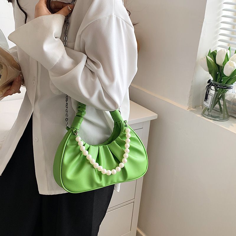 Perla Naisten Pieni Ja Ylellinen Crossbody Käsilaukku - Musta