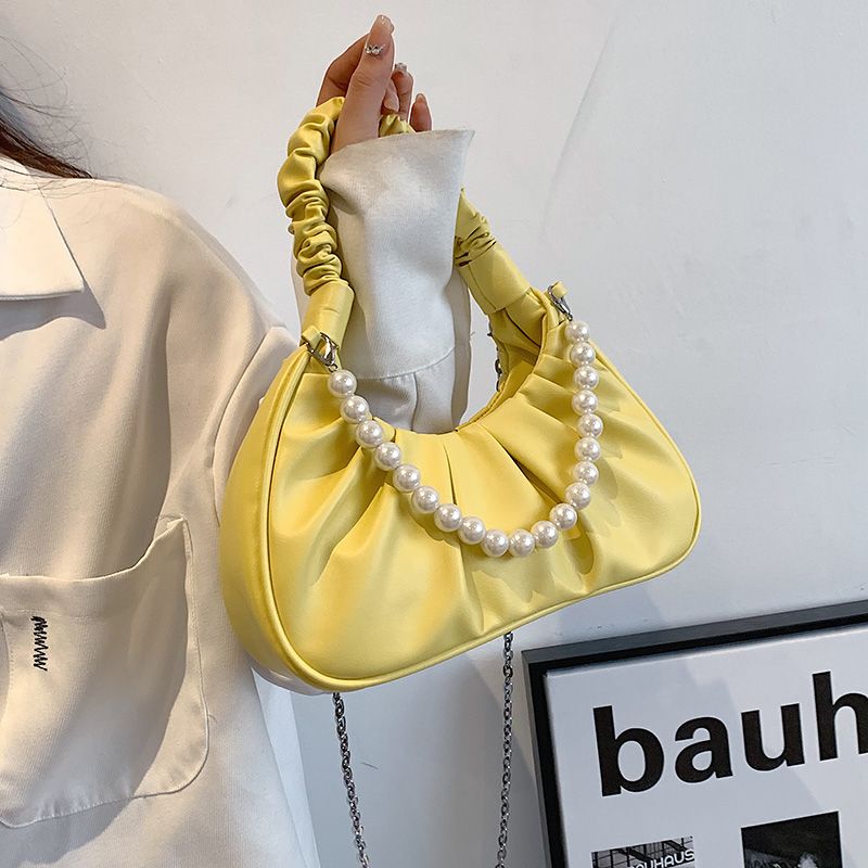 Perla Naisten Pieni Ja Ylellinen Crossbody Käsilaukku - Musta