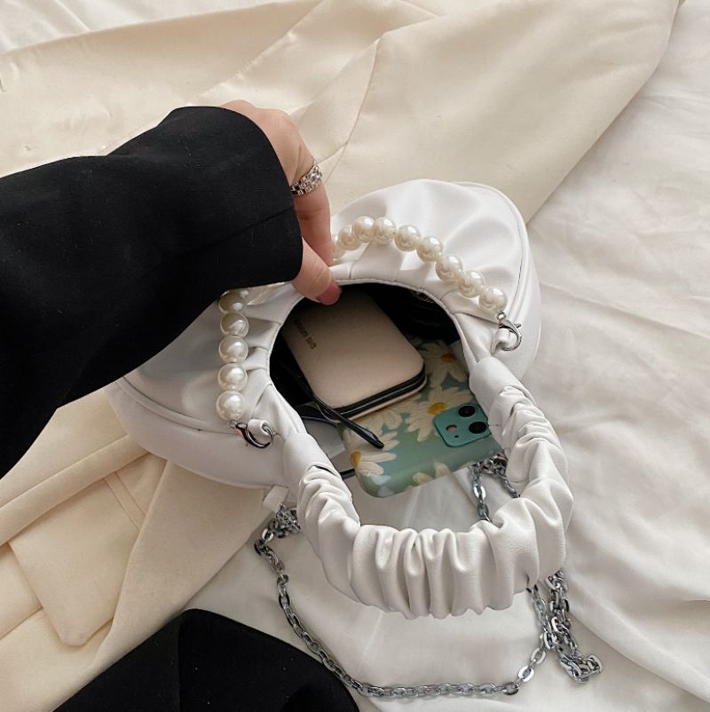 Perla Naisten Pieni Ja Ylellinen Crossbody Käsilaukku - Musta
