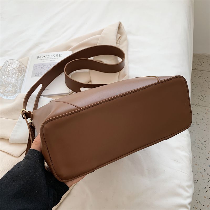 Porfirio Naisten Crossbody Käsilaukku - Ruskea