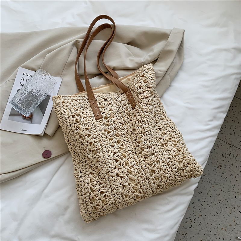 Porte Naisten Olkikudottu Olkalaukku - Beige