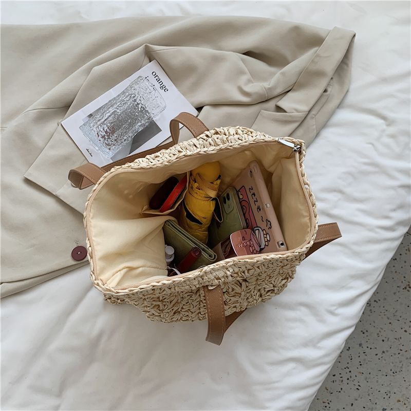 Porte Naisten Olkikudottu Olkalaukku - Beige