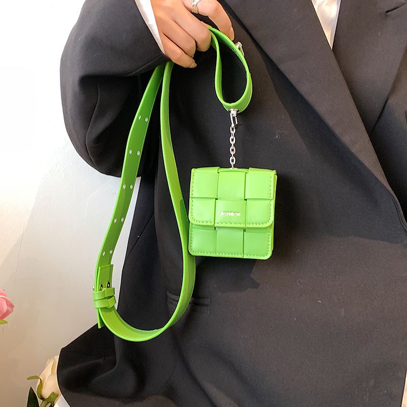 Puchi Naisten Minikeinonahkainen Crossbody Käsilaukku - Valkoinen