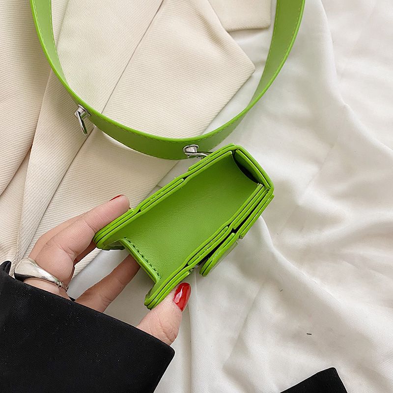 Puchi Naisten Minikeinonahkainen Crossbody Käsilaukku - Valkoinen