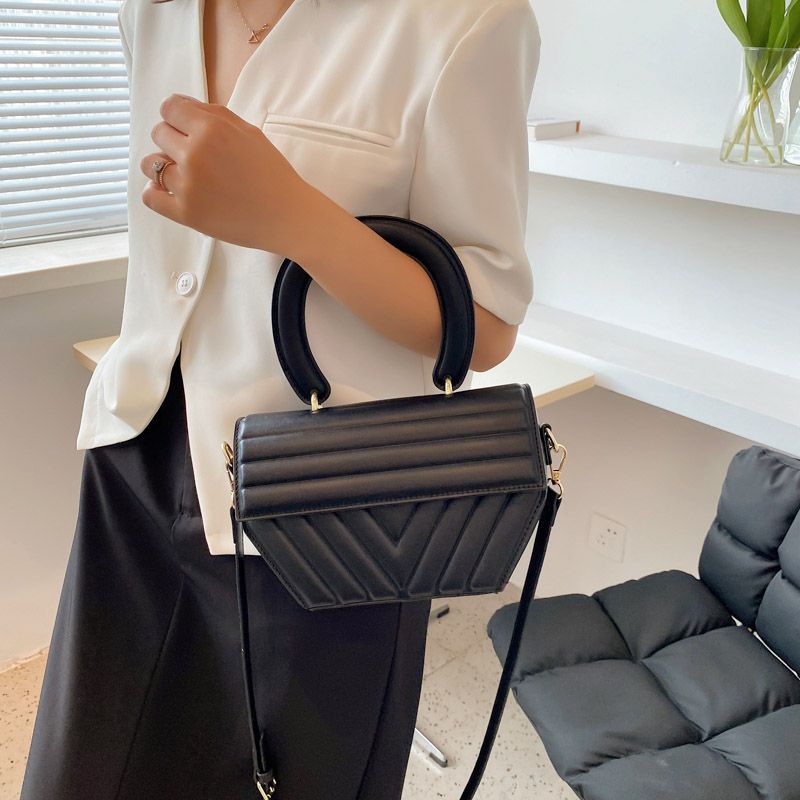 Pushi Naisten Pieni Crossbody Käsilaukku - Musta