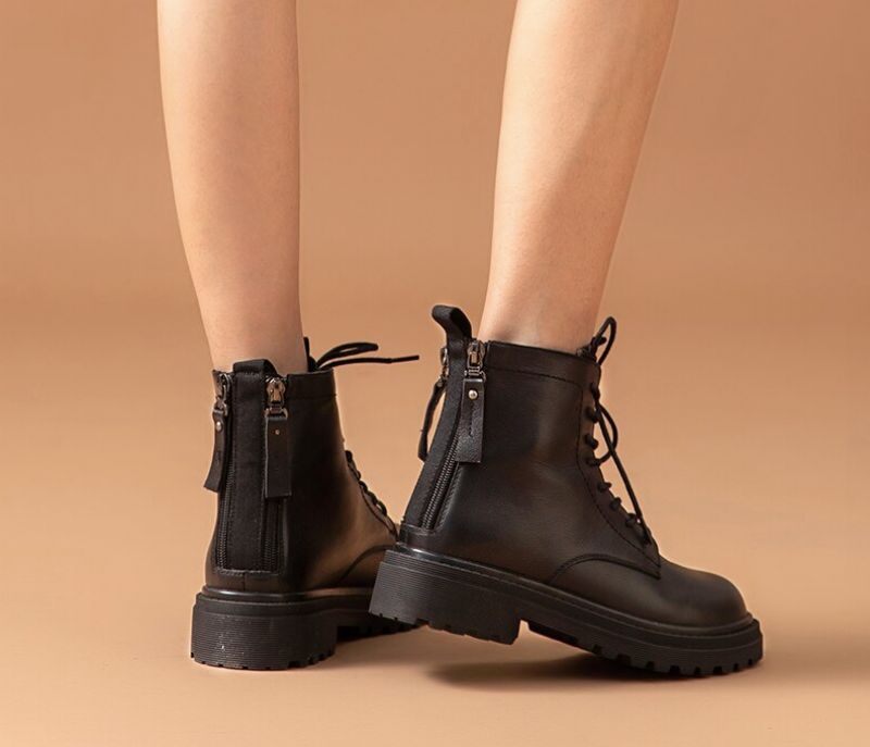 Rassel Boots Nilkkapituus - Musta