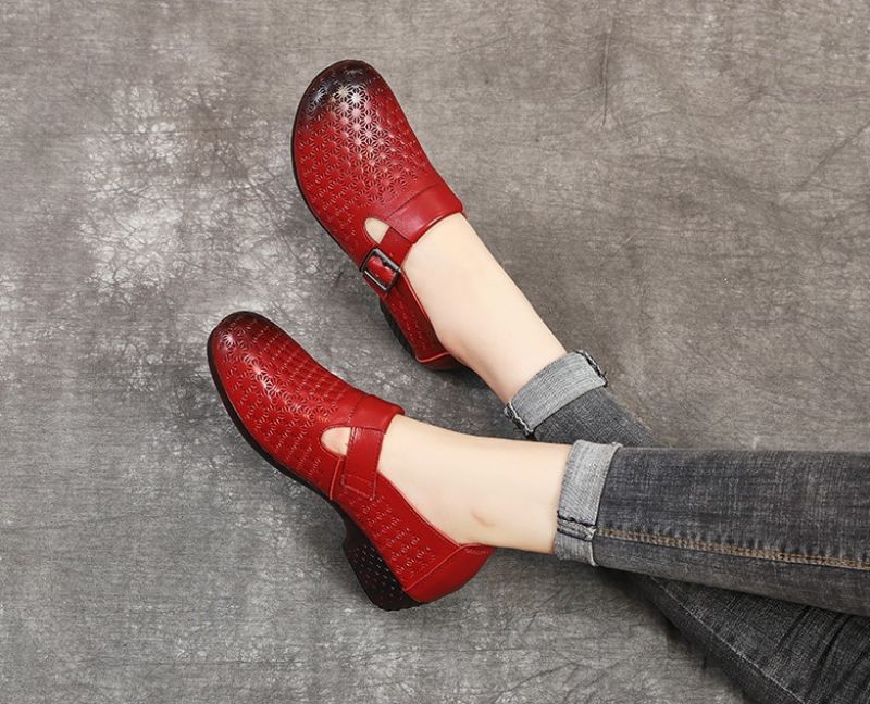Salma Naisten Slip-on Tasaiset Kengät - Musta