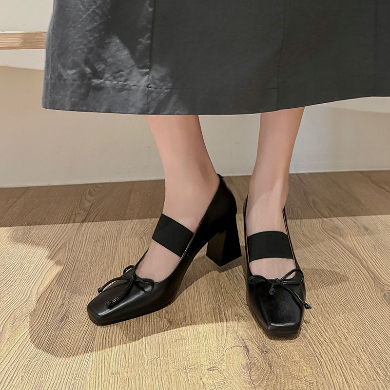 Sandy Naisten Chunky Heel Elegant Pumps -kengät - Musta