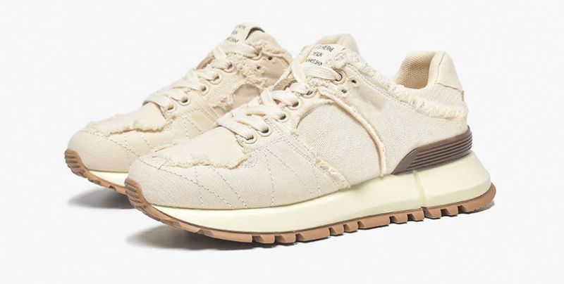 Suad Naisten Tennarit - Beige