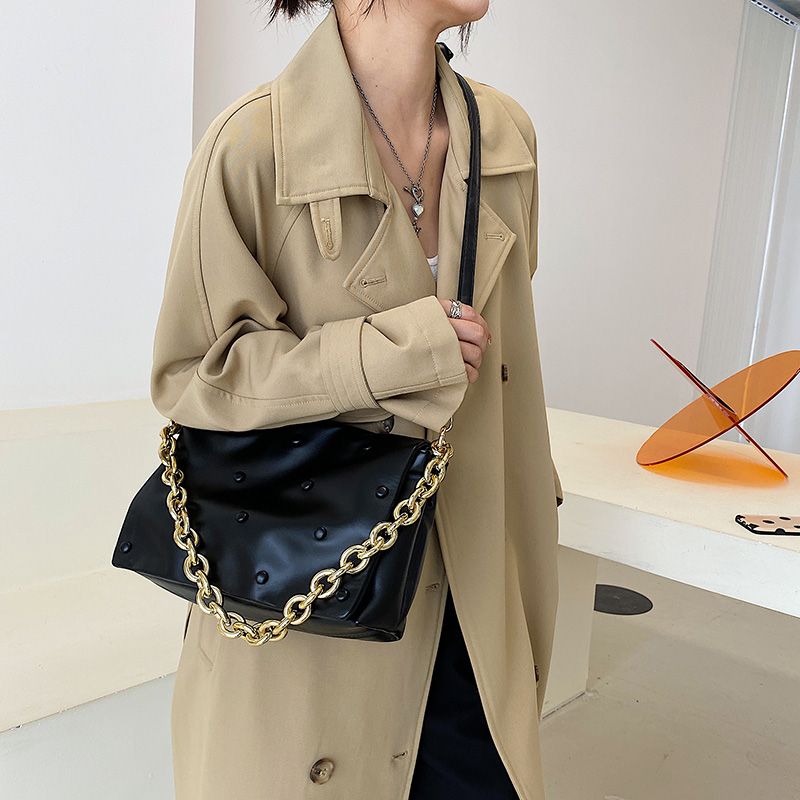 Tulia Naisten Ketjunahkainen Ylellinen Designer Crossbody Käsilaukku - Musta