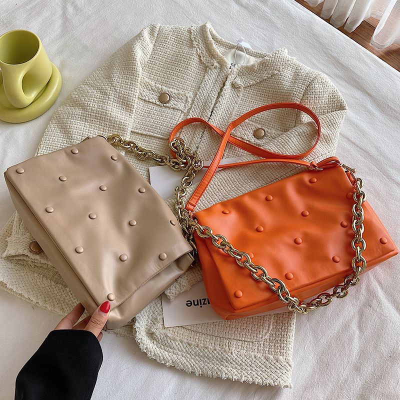 Tulia Naisten Ketjunahkainen Ylellinen Designer Crossbody Käsilaukku - Musta