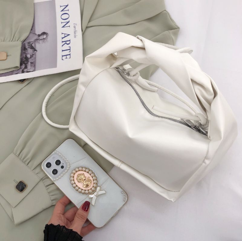 Valdes Naisten Pieni Nahkainen Crossbody Käsilaukku - Violetti