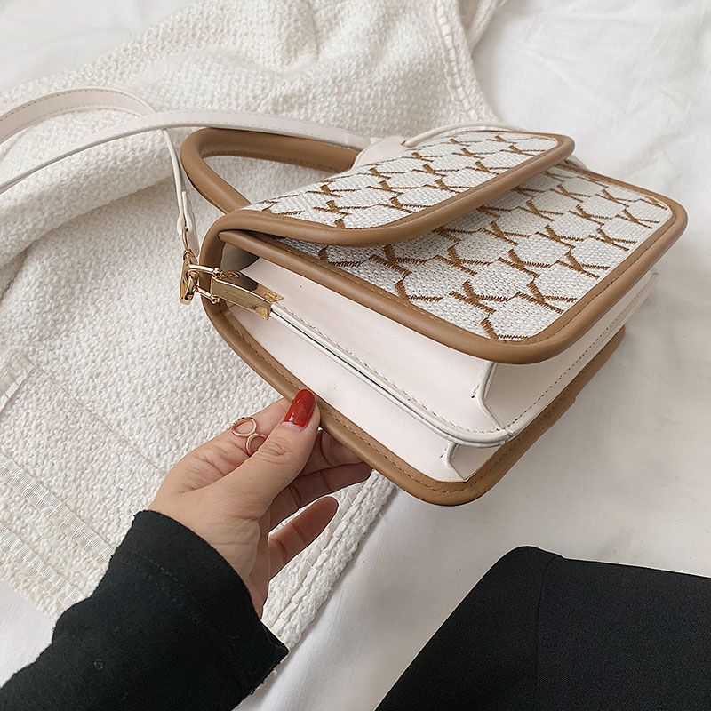 Vernon Naisten Lyhytkahvainen Crossbody Käsilaukku - Valkoinen Khakin Kanssa