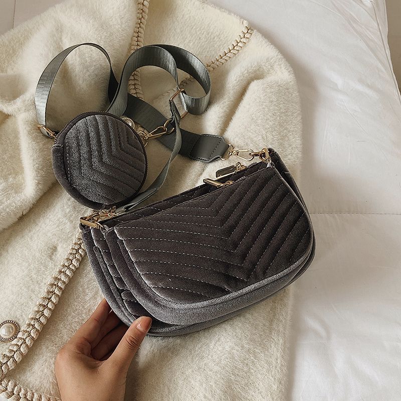 Vicenzon Naisten Pieni Samettinen Crossbody Käsilaukku - Vihreä