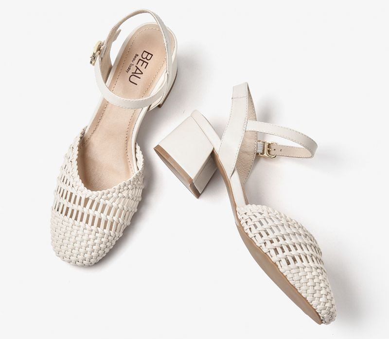Victorina Naisten Nelikulmaiset Nahkasandaalit - Beige