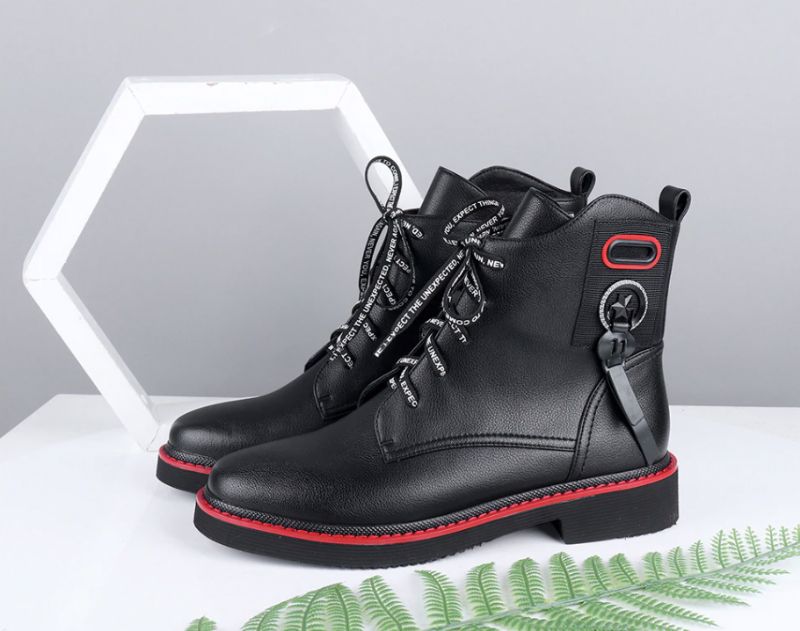Vinicio Boots Nilkkakorkeus - Musta