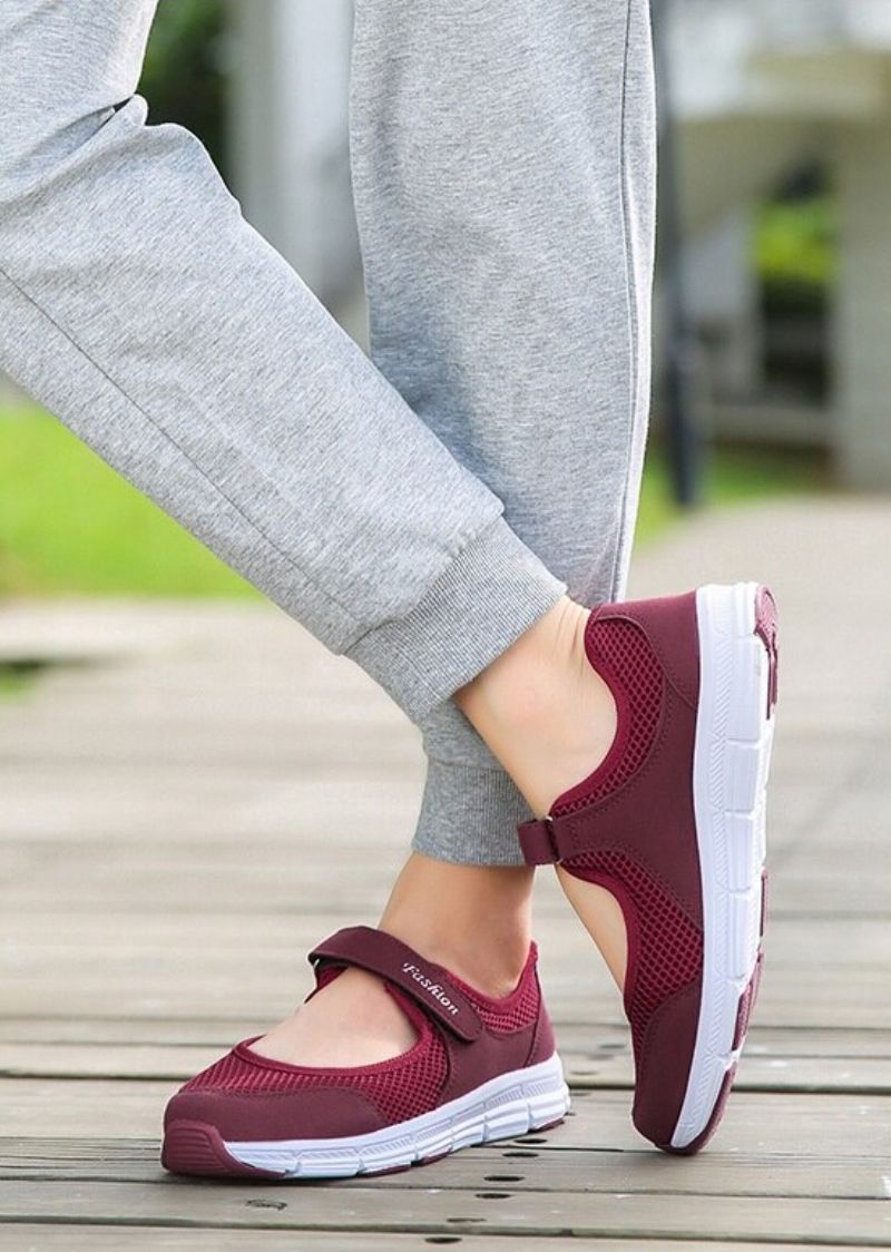 Walker Naisten Mustat Slip-on Kengät - Musta