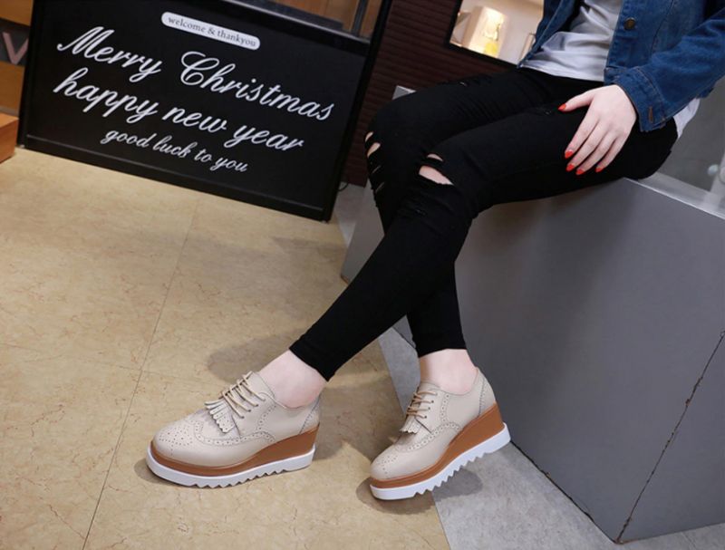 Wayne Naisten Wedges -kengät - Beige