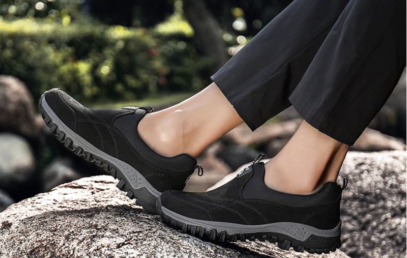 Yeray Miesten Slip-ons -kengät - Harmaa