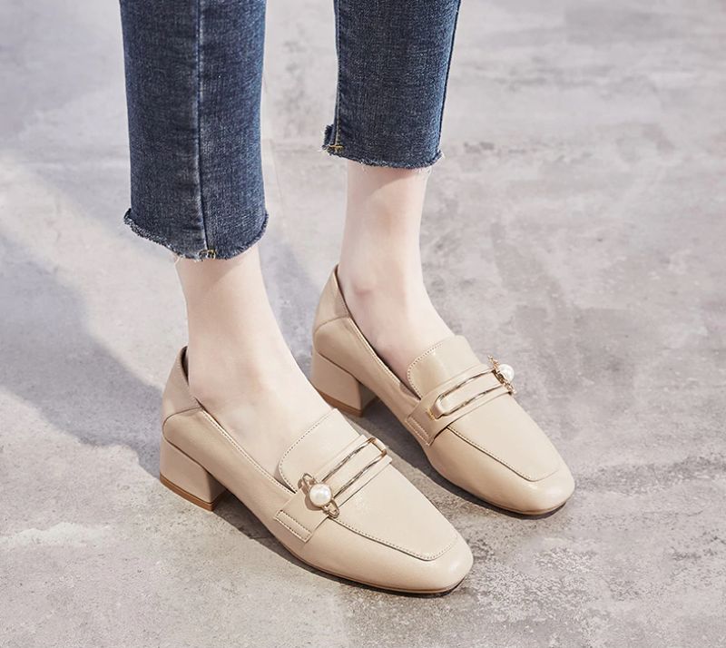 Zaley Naisten Loafer - Beige