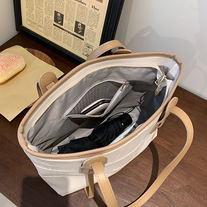 Zalora Naisten Ylellinen Design-nahkainen Olkalaukku - Khaki