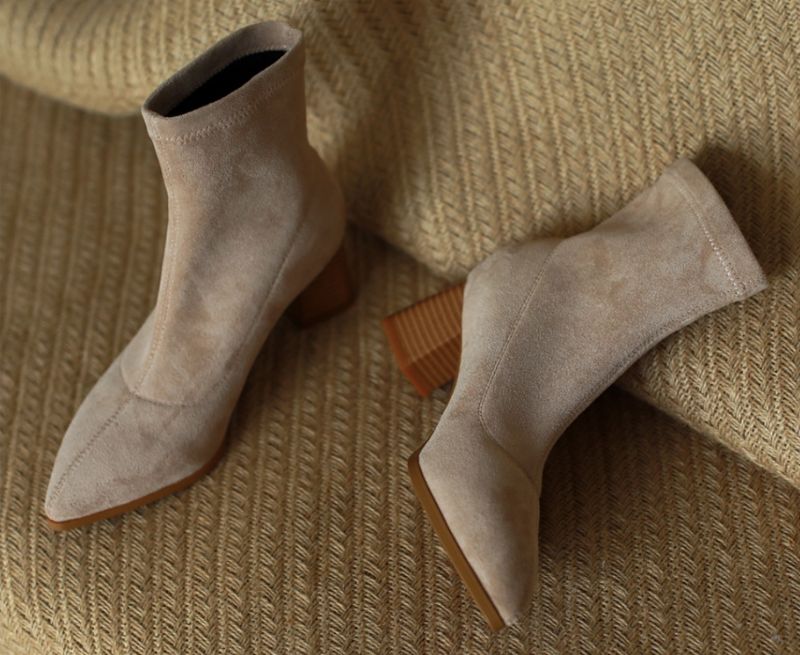 Zarena Boots Nilkkakorkeus - Musta
