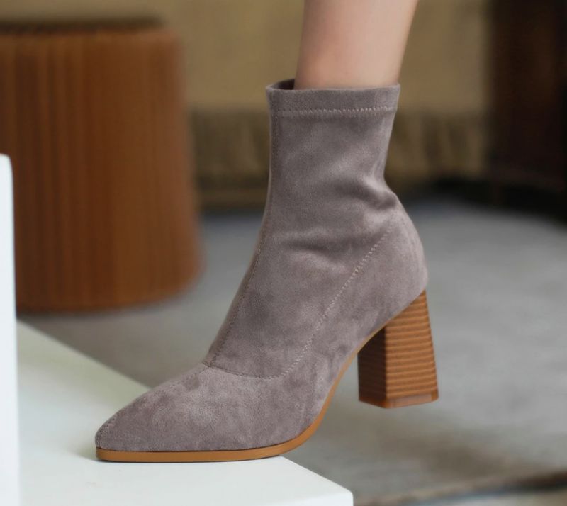 Zarena Boots Nilkkakorkeus - Musta